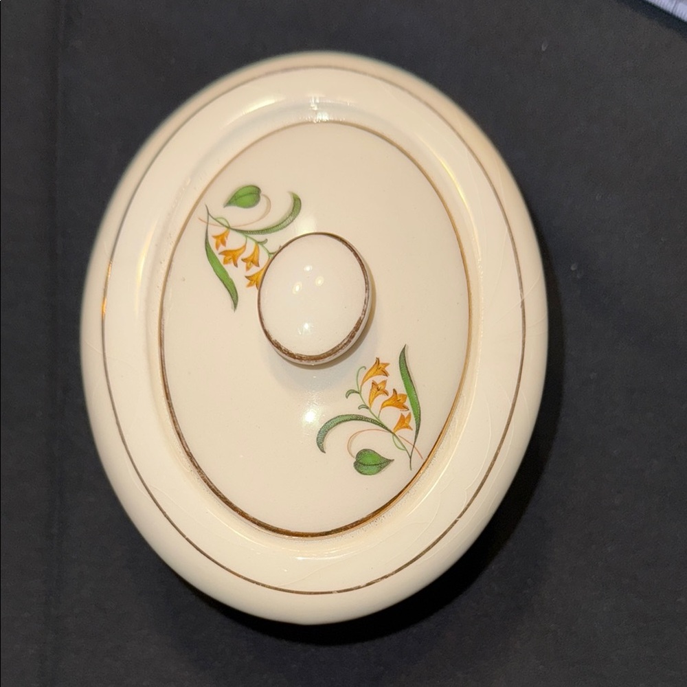 EUC beautiful Edwin Knowles Forsythia Gold Rimmed Covered Sugar Bowl & Lid - Picture 8 of 8
